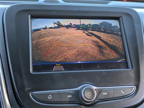 Used 2020 Chevrolet Equinox LT image 20