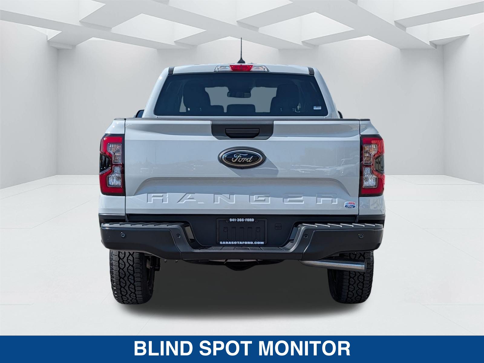 New 2026 Ford Ranger XLT w/ Black Appearance Package RWD image 7