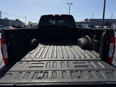 Used 2019 Ford F450 Lariat w/ Lariat Ultimate Package image 10