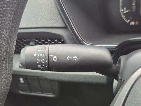 Certified 2025 Honda CR-V EX image 18