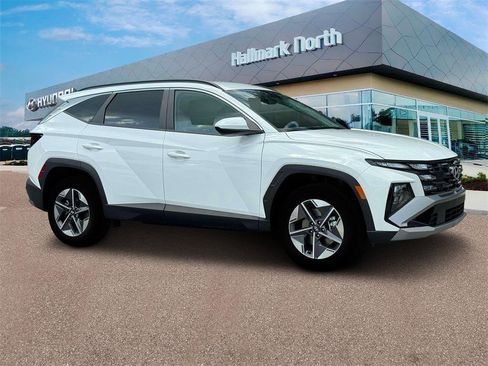 Certified 2025 Hyundai Tucson SEL image 10