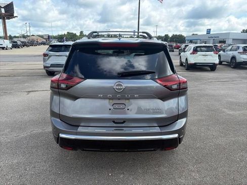 Used 2026 Nissan Rogue Platinum w/ Platinum Premium Package AWD/4WD image 5