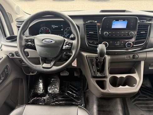 Used 2024 Ford Transit 250 148 Medium Roof RWD image 27