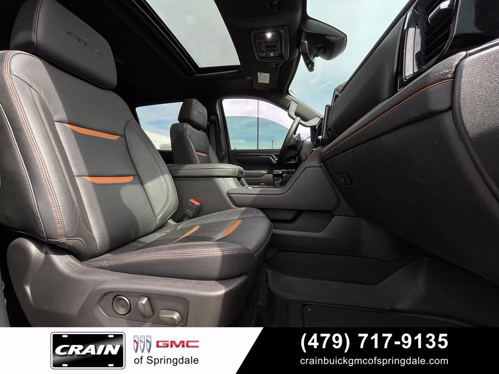Used 2025 GMC Sierra 1500 AT4 w/ AT4 Premium Package AWD/4WD image 30