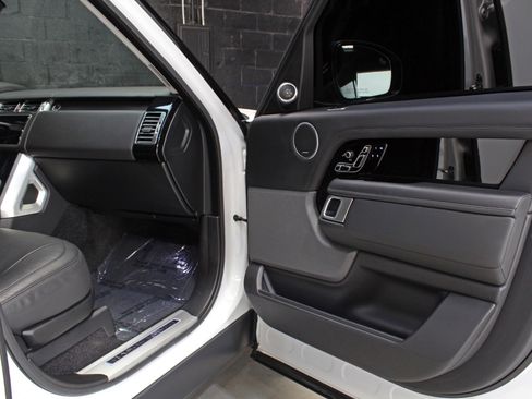 Used 2021 Land Rover Range Rover P525 Westminster Edition LWB image 30