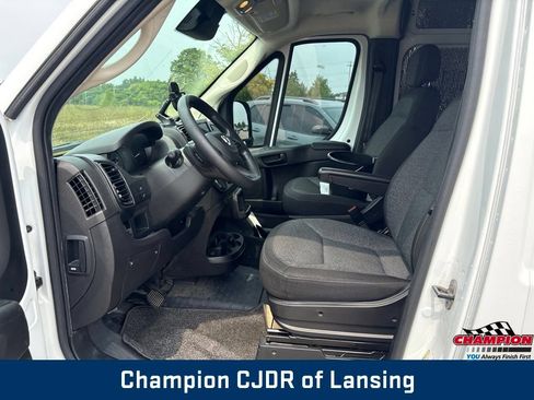 Used 2023 RAM ProMaster 3500 FWD image 10