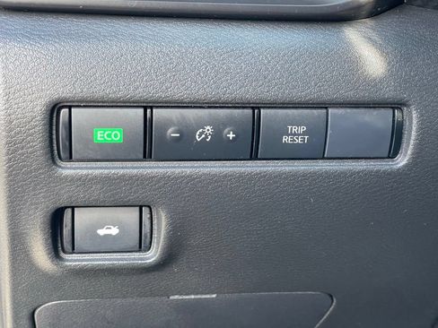 Certified 2023 Nissan Sentra S FWD image 15