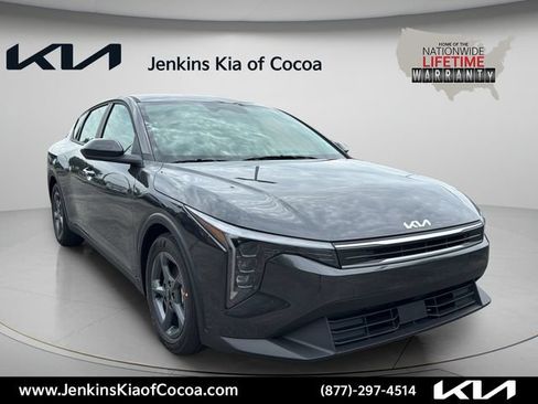 New 2026 Kia K4 FWD image 2