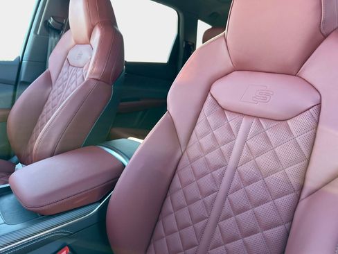 New 2026 Audi SQ7 Prestige image 19