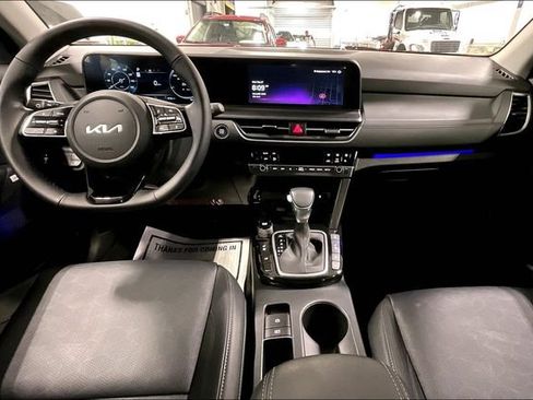 Used 2025 Kia Seltos SX w/ SX Sunroof Package AWD/4WD image 15