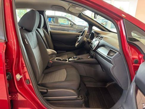 Certified 2024 Nissan Leaf SV Plus FWD image 24