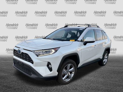 Used 2021 Toyota RAV4 XLE Premium image 43