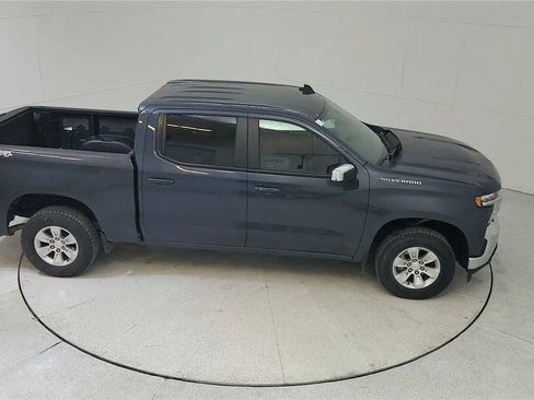 Used 2021 Chevrolet Silverado 1500 LT image 46