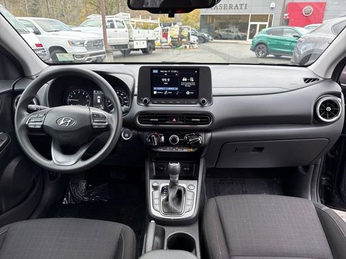 Used 2023 Hyundai Kona SEL image 12