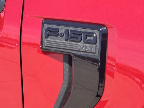 Used 2025 Ford F150 XLT w/ Equipment Group 302A MID image 11