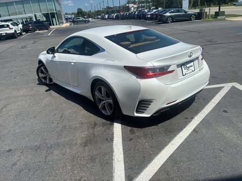 Used 2016 Lexus RC 200t w/ Premium Package RWD image 13