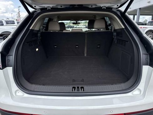 Certified 2023 Lincoln Nautilus AWD w/ Premium Package image 13