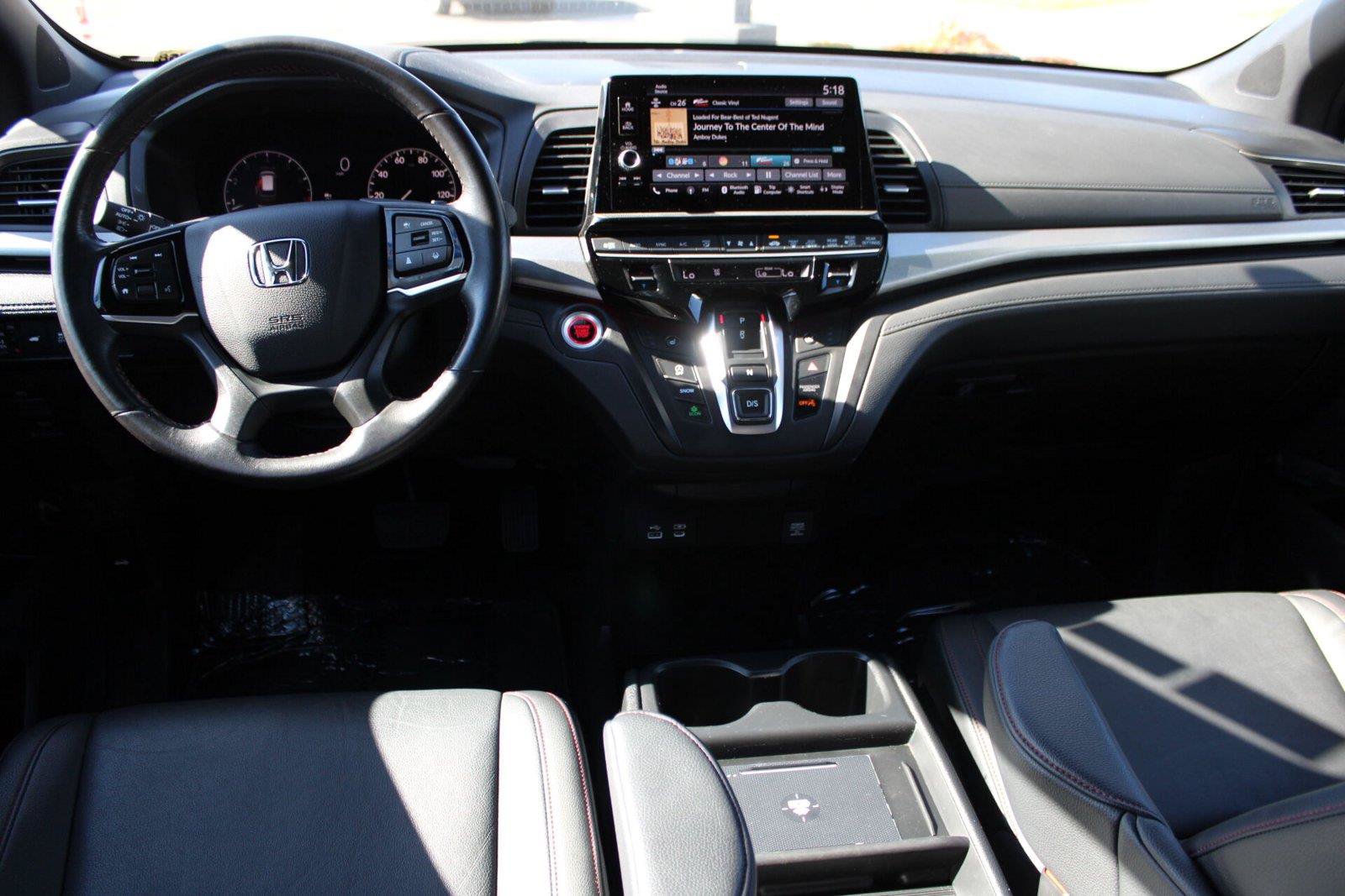 Used 2025 Honda Odyssey Sport-L image 21