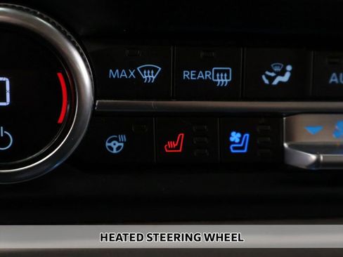 Used 2024 Ford Expedition Max XLT AWD/4WD image 8