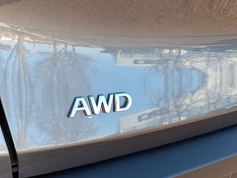 Certified 2025 INFINITI QX60 Luxe image 34