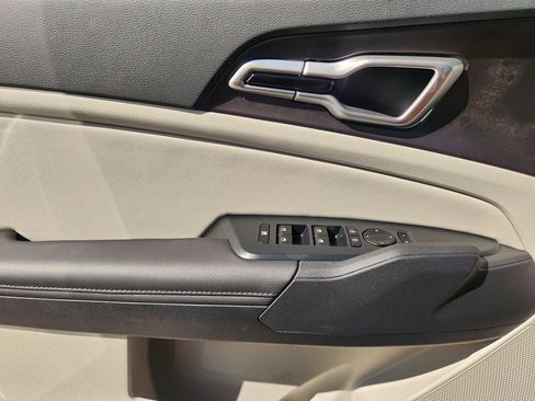 New 2026 Kia Sportage EX image 16