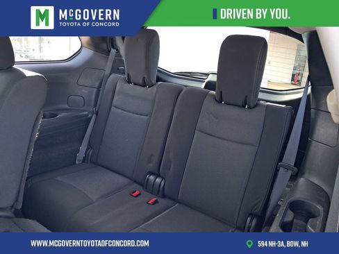 Used 2019 Nissan Pathfinder S AWD/4WD image 16