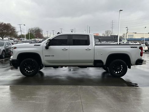 Used 2025 Chevrolet Silverado 2500 LT w/ Trail Boss Package image 10