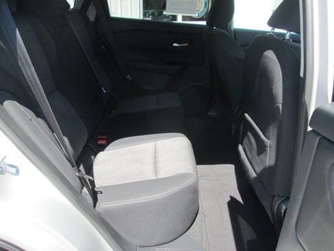 Used 2025 Nissan Rogue SV AWD/4WD image 14