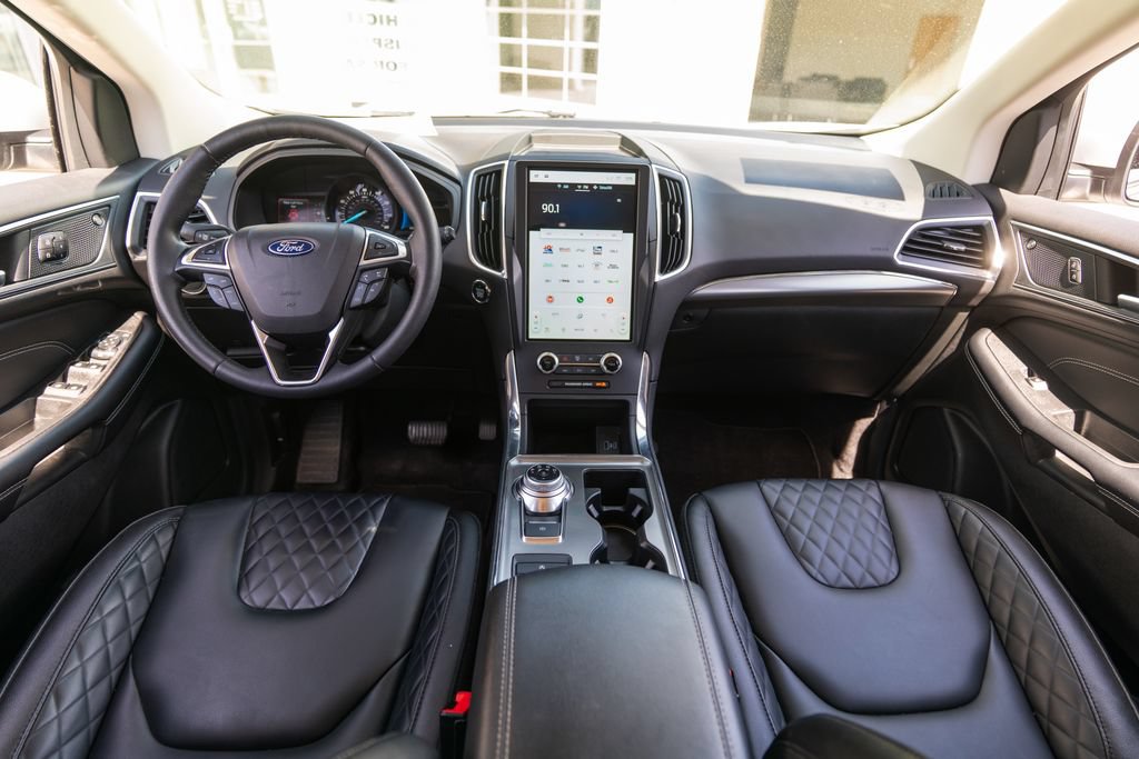 Used 2024 Ford Edge Titanium AWD/4WD image 14