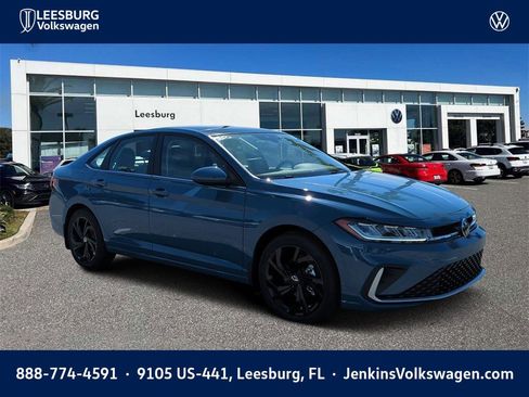 New 2026 Volkswagen Jetta SE image 1
