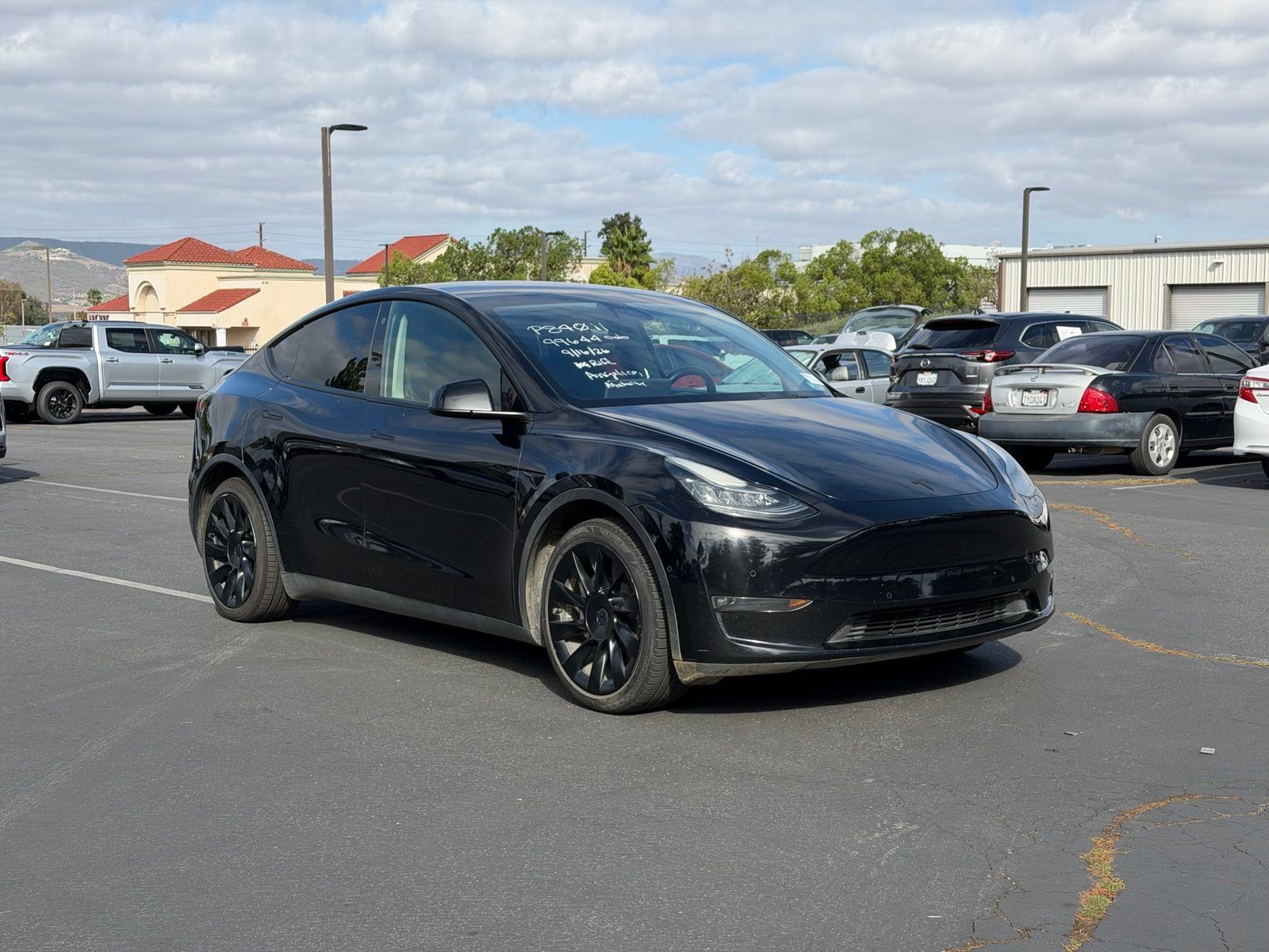 Used 2021 Tesla Model Y Long Range AWD/4WD image 2