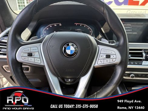 Used 2021 BMW X7 xDrive40i w/ Premium Package AWD/4WD image 14
