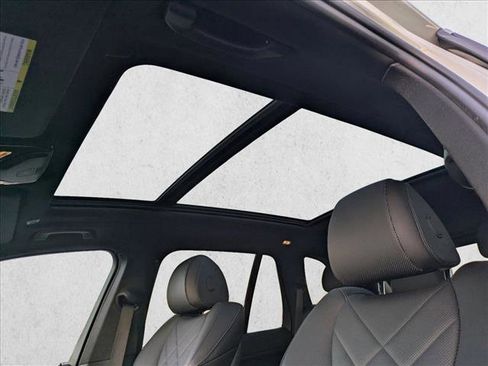 Used 2023 BMW X5 sDrive40i w/ Parking Assistance Package image 17