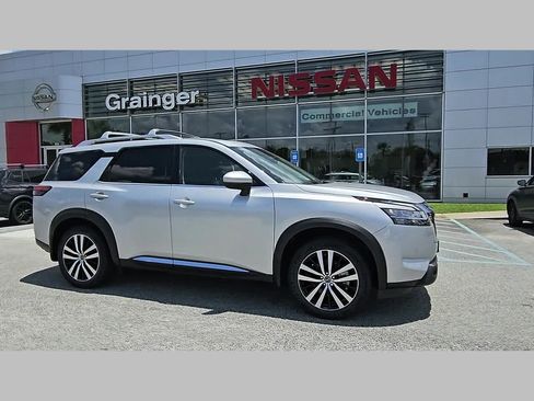 Used 2024 Nissan Pathfinder Platinum w/ Cargo Package FWD image 36