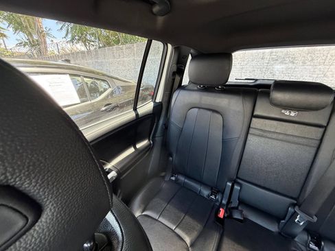 Used 2025 Mercedes-Benz GLB 250 image 42