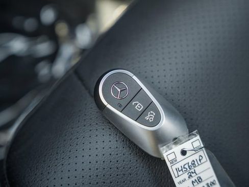 Used 2024 Mercedes-Benz CLE 300 4MATIC Coupe image 45