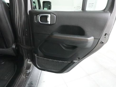 Used 2021 Jeep Wrangler Unlimited Sahara AWD/4WD image 28