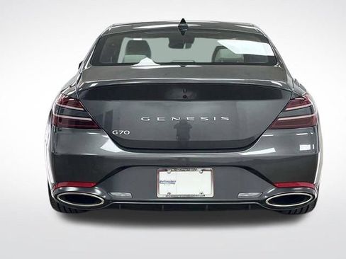Used 2025 Genesis G70 2.5T RWD image 6