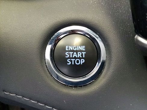 Used 2022 Toyota Highlander L FWD image 26