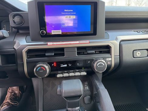 New 2026 Toyota Tacoma SR5 AWD/4WD image 9
