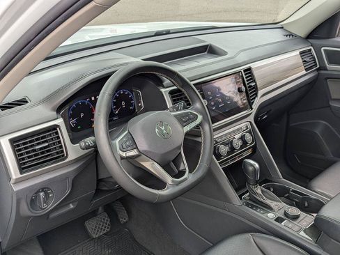 Used 2021 Volkswagen Atlas SEL AWD/4WD image 12