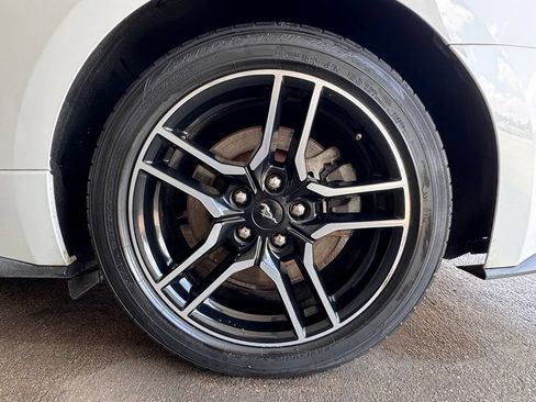 Used 2020 Ford Mustang GT Premium RWD image 22