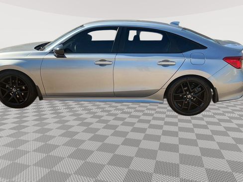 Used 2024 Honda Civic Sport image 8