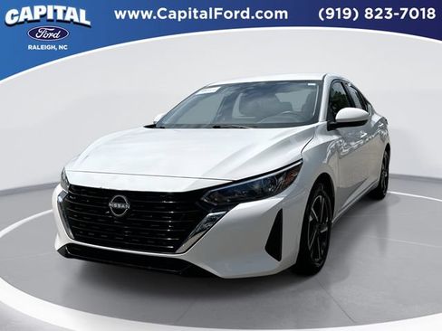 Used 2024 Nissan Sentra SV FWD image 1