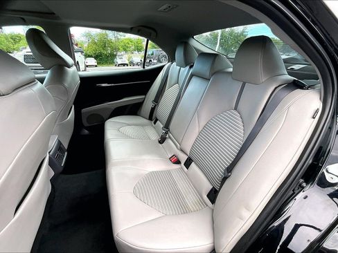 Used 2023 Toyota Camry SE w/ Audio Upgrade Package FWD image 25