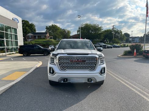 Used 2020 GMC Sierra 1500 Denali w/ Denali Ultimate Package AWD/4WD image 8