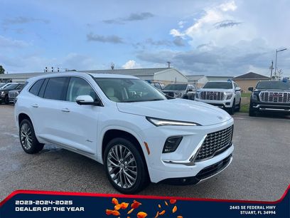 New 2026 Buick Enclave Avenir w/ Super Cruise Package