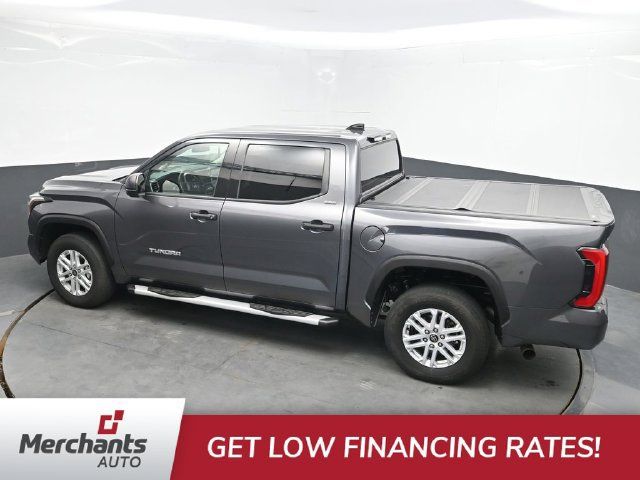 Used 2022 Toyota Tundra SR5 AWD/4WD image 24