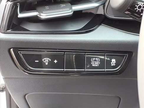 Used 2024 Kia Niro EX image 20