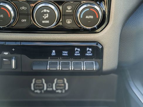 Certified 2022 RAM 1500 Laramie w/ Sport Appearance Package image 32